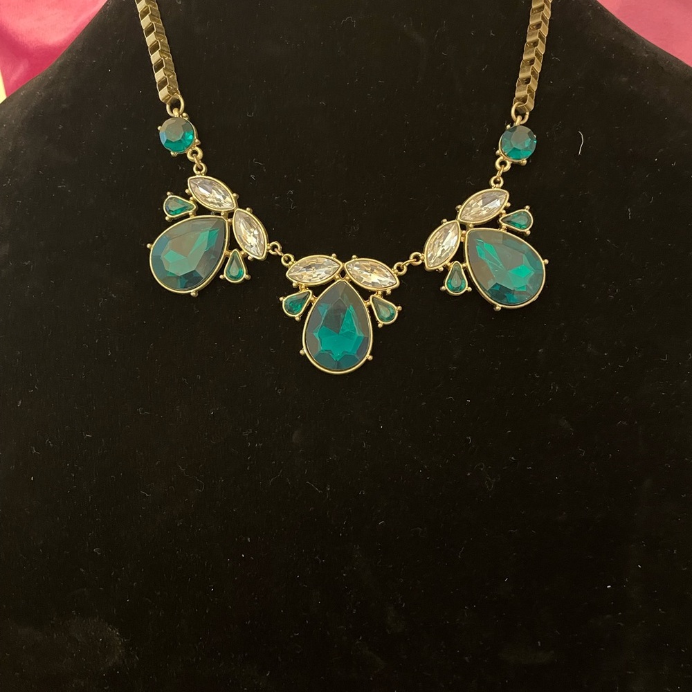 Box chain necklace with green pear and round gems and crystal marquise gems